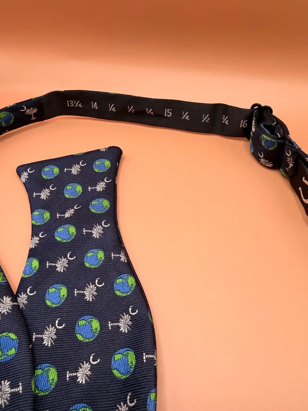Ben Silver Charleston SC Palmetto Tree Moon Navy Silk Bowtie Earth Globe